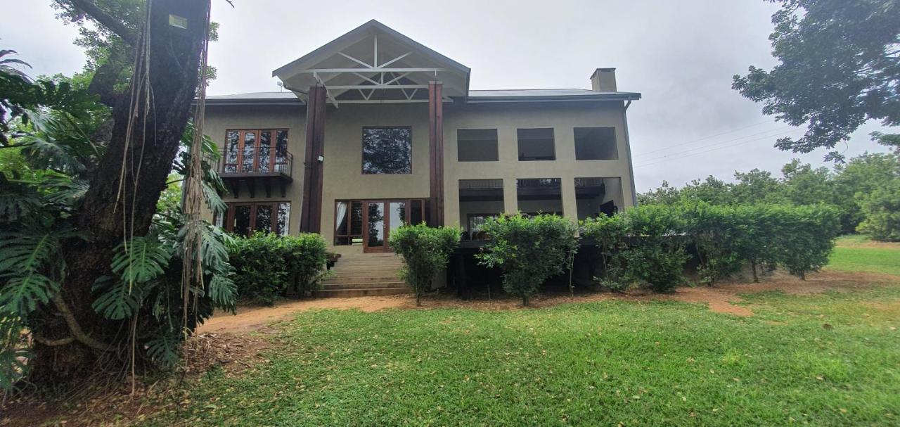 Villa Rostrata-On-Lake เฮซีวิว ภายนอก รูปภาพ